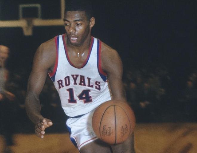 防守者的重 防守者的重