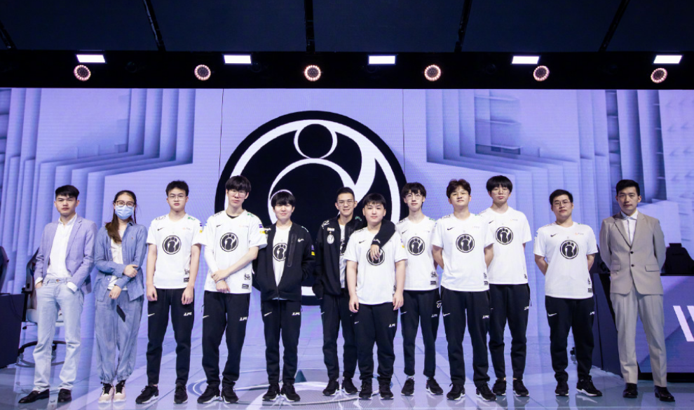 落后时的犯 落后时的犯