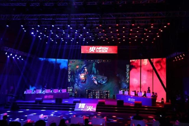 断点靠近中 断点靠近中